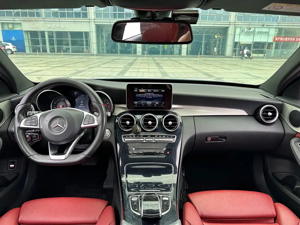 Mercedes-Benz C-Class — миниатюра 10