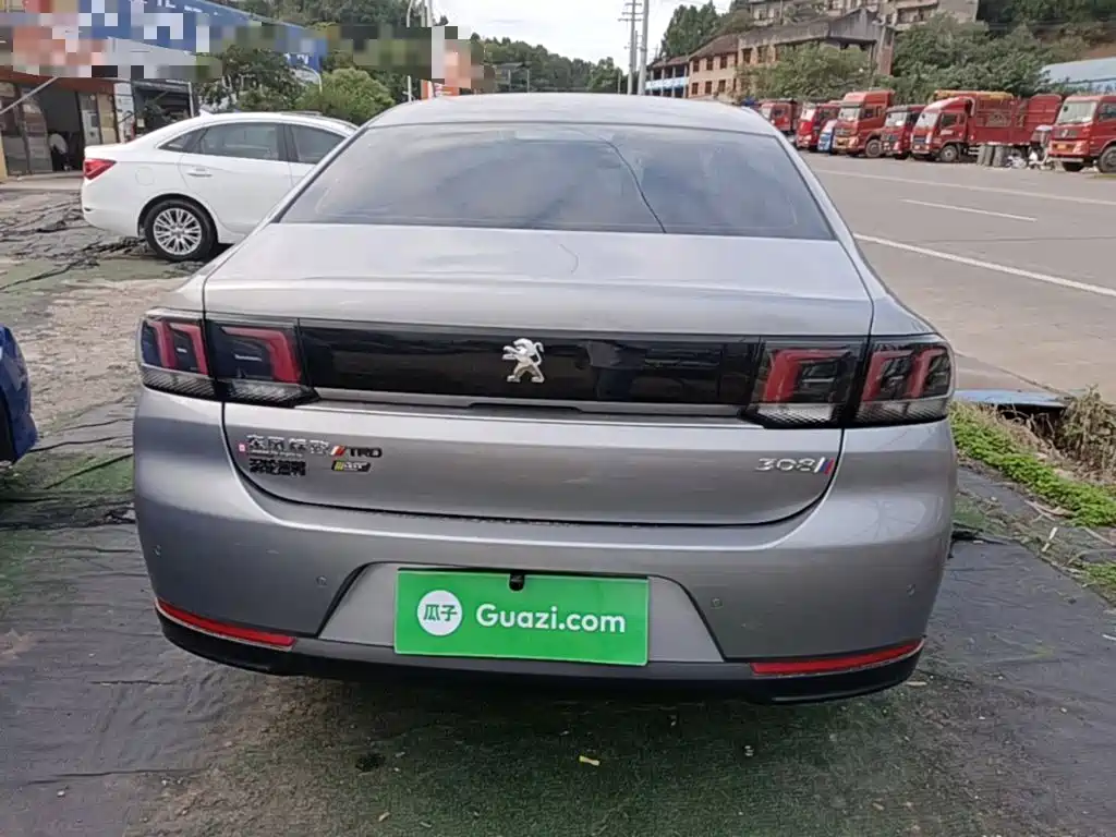 Peugeot 308 — миниатюра 6