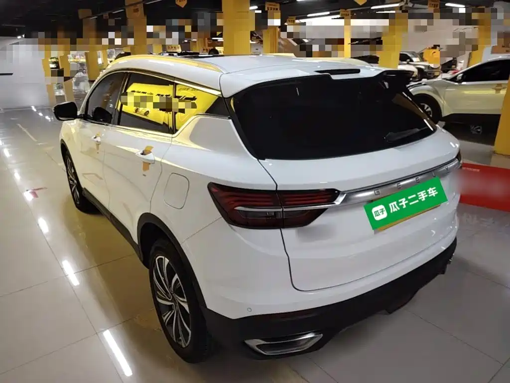 Geely Binyue — миниатюра 5