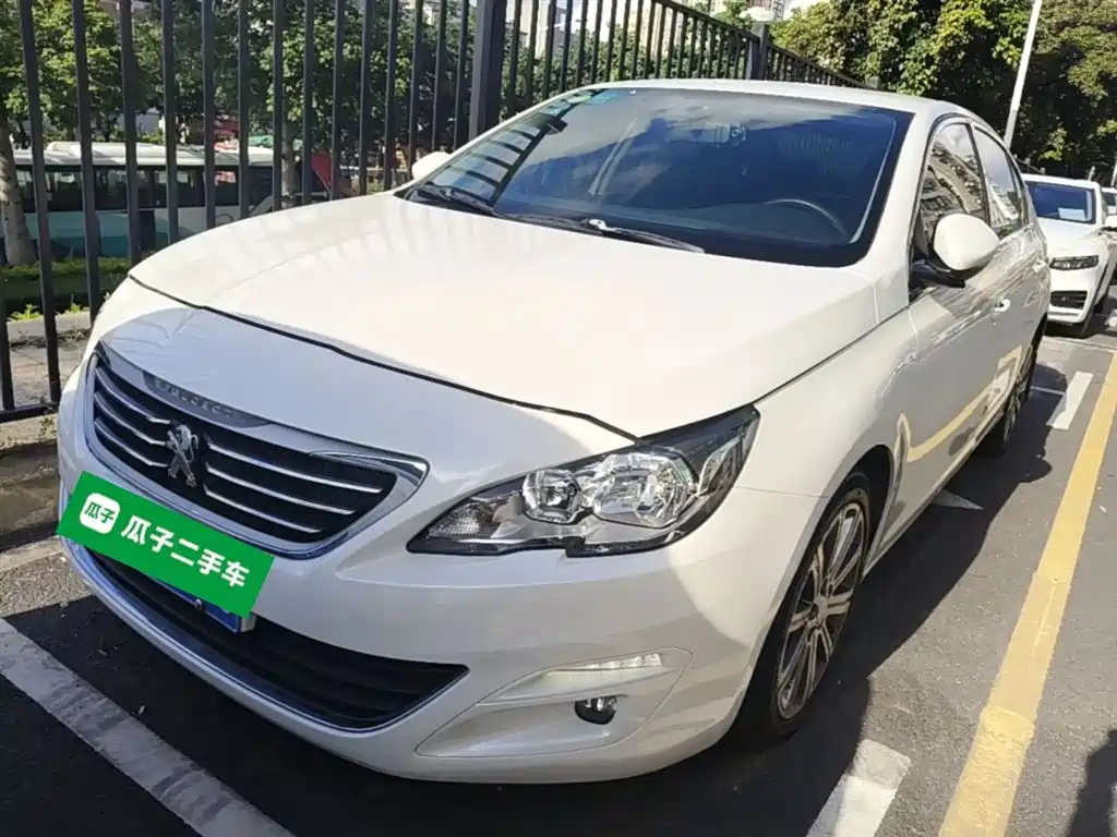 Купить Peugeot 408