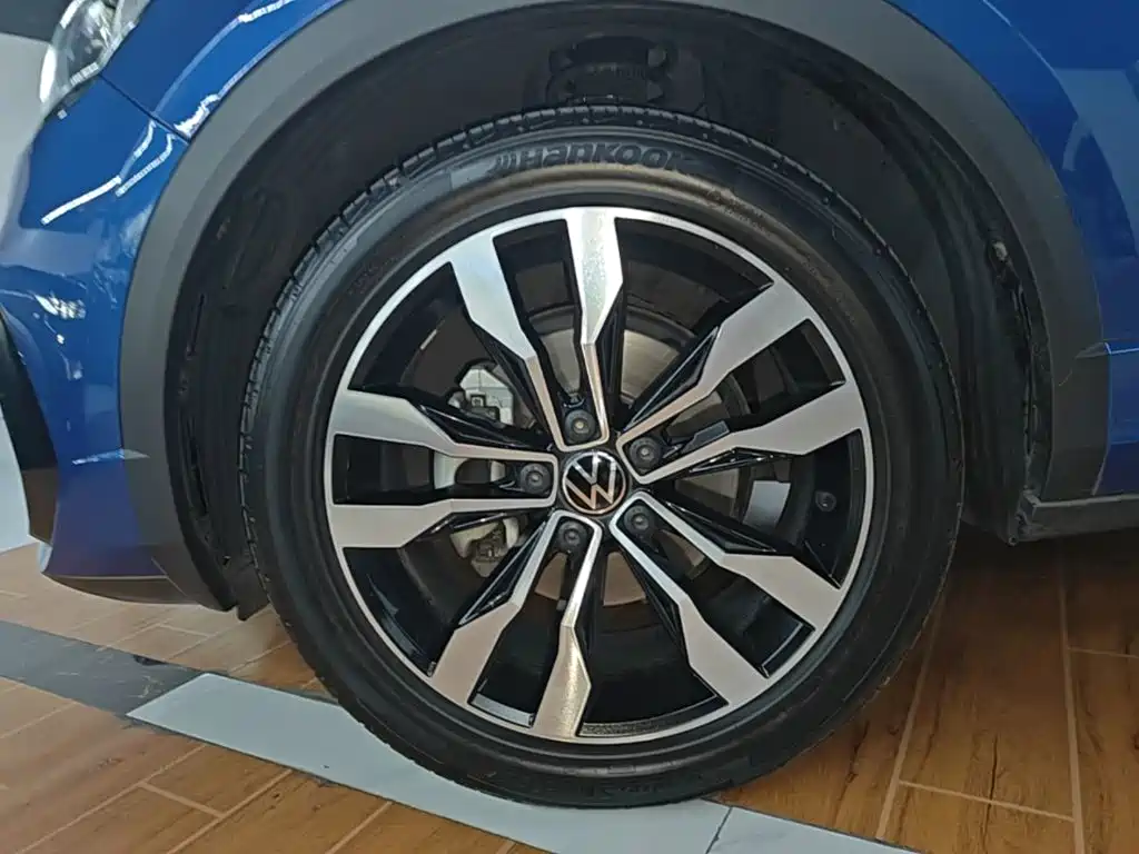 Volkswagen T-Roc — миниатюра 23