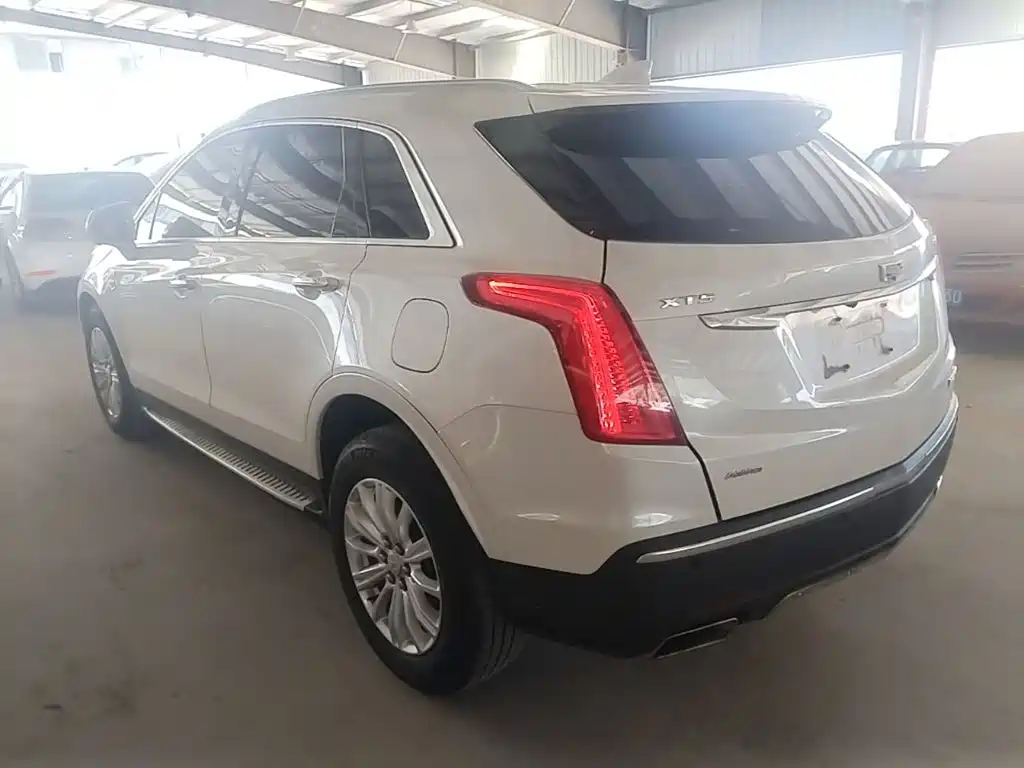 Cadillac XT5 — миниатюра 5