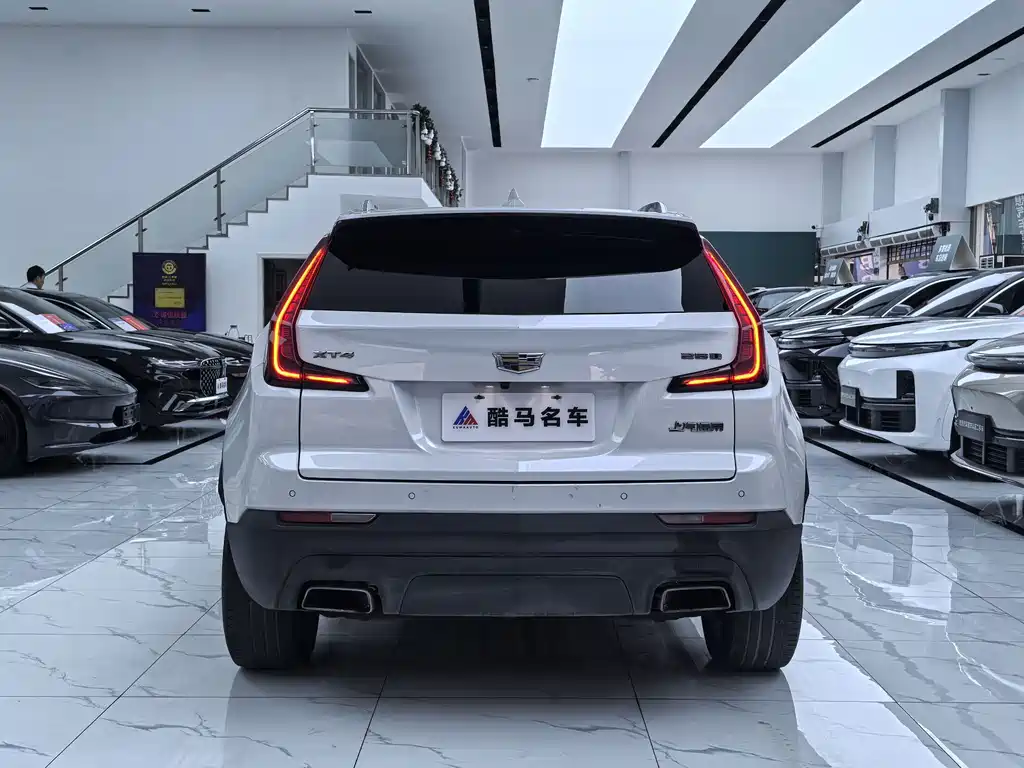 Cadillac XT4 — миниатюра 13
