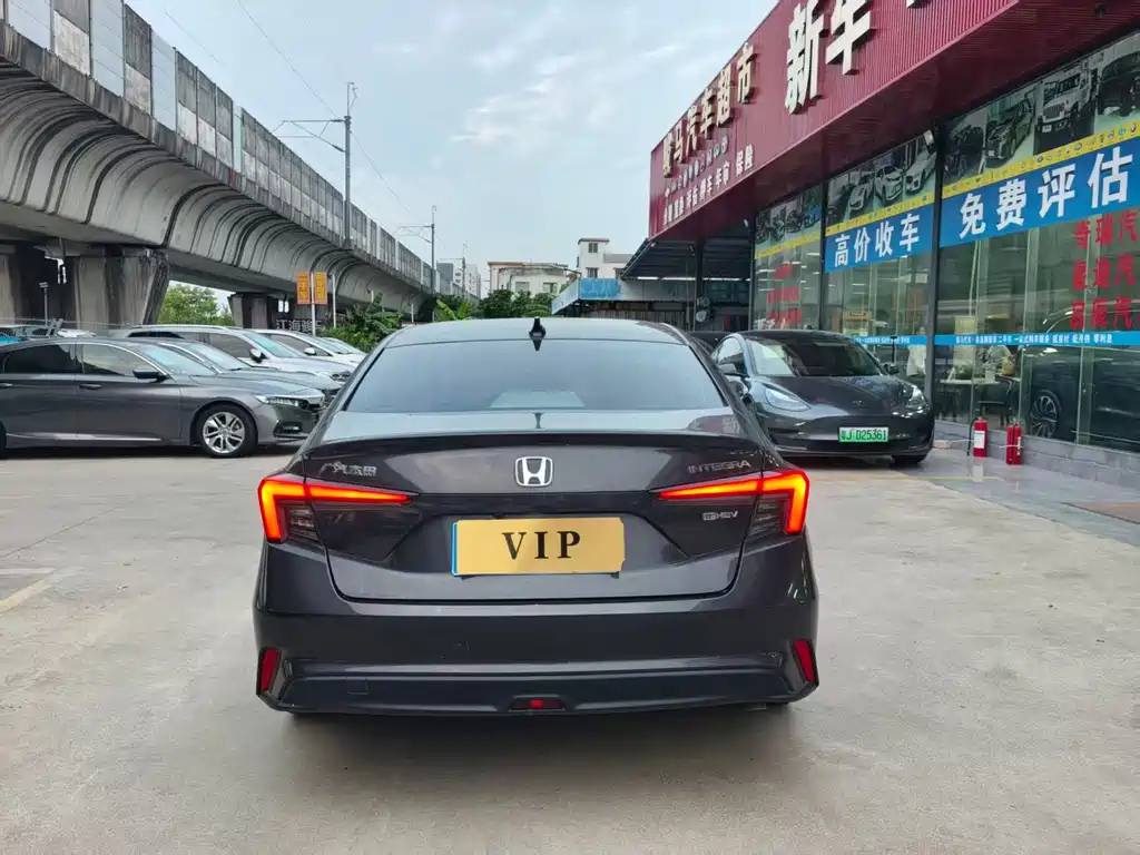 Honda Integra — миниатюра 6