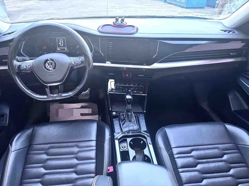Volkswagen Passat — миниатюра 8