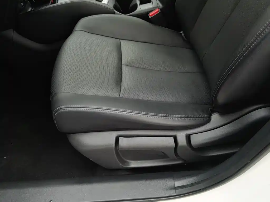Nissan X-Trail — миниатюра 20