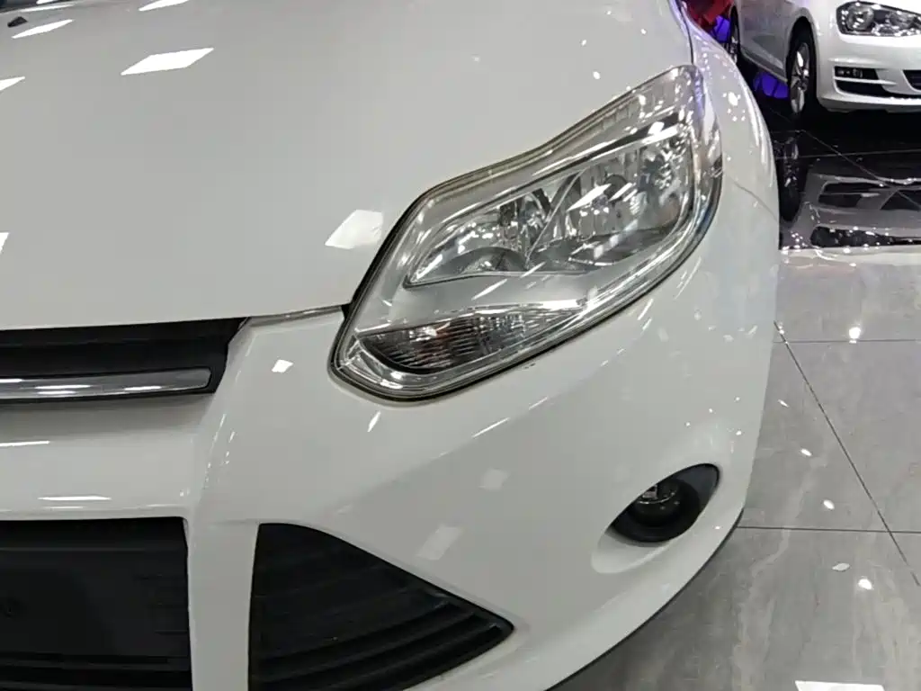 Ford Focus — миниатюра 24