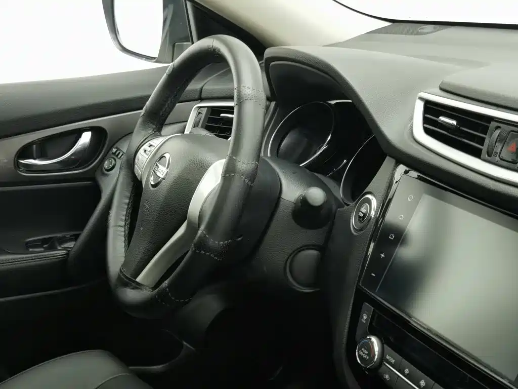 Nissan X-Trail — миниатюра 22