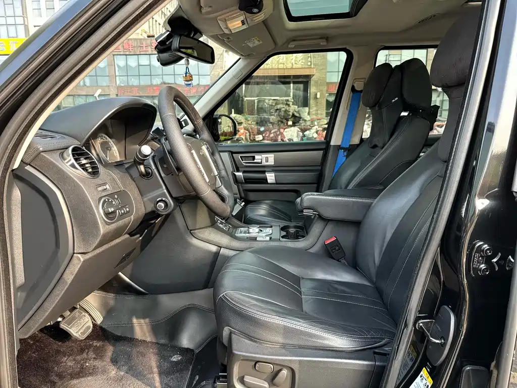 Land Rover Discovery 2016 3.0 SC V6 HSE