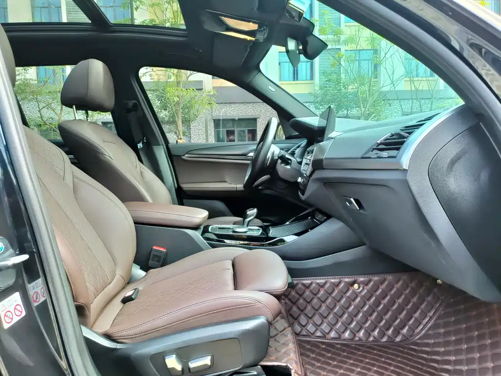 BMW X3 — миниатюра 8