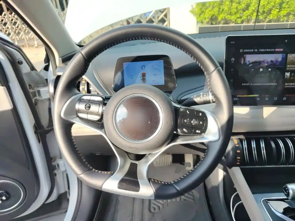 BYD Yuan Plus — миниатюра 6