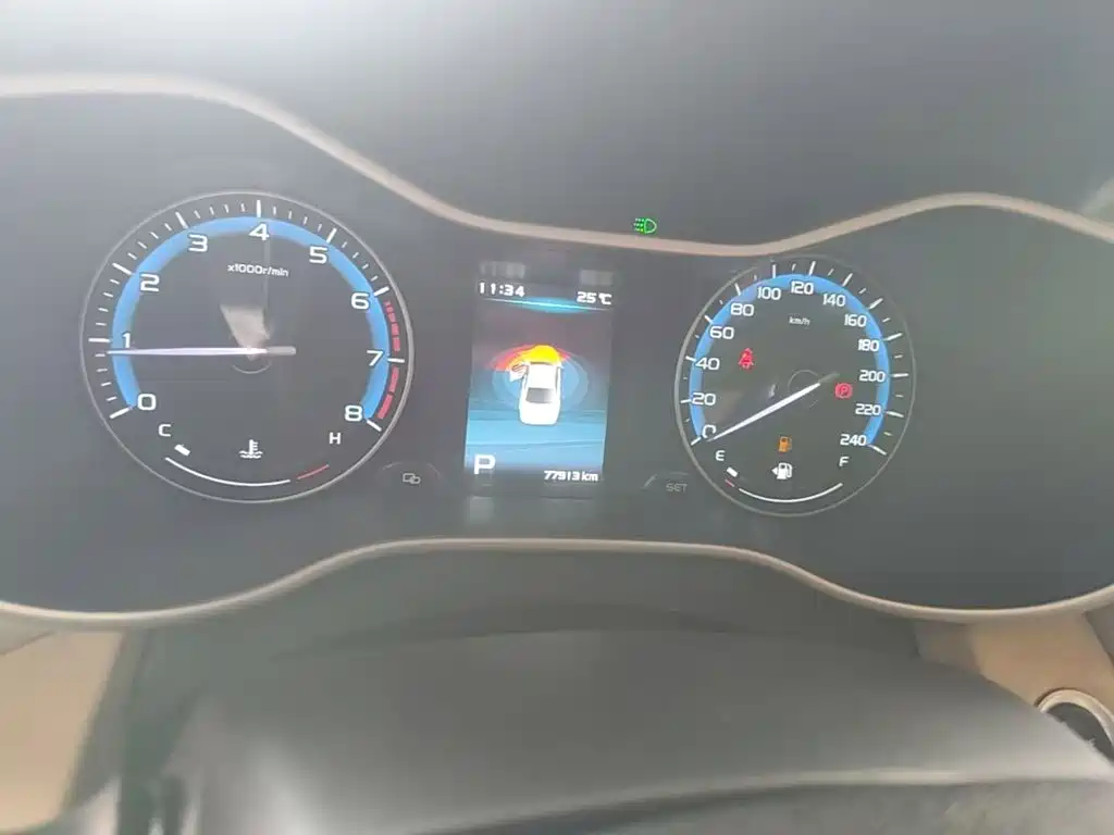 Geely Emgrand — миниатюра 12