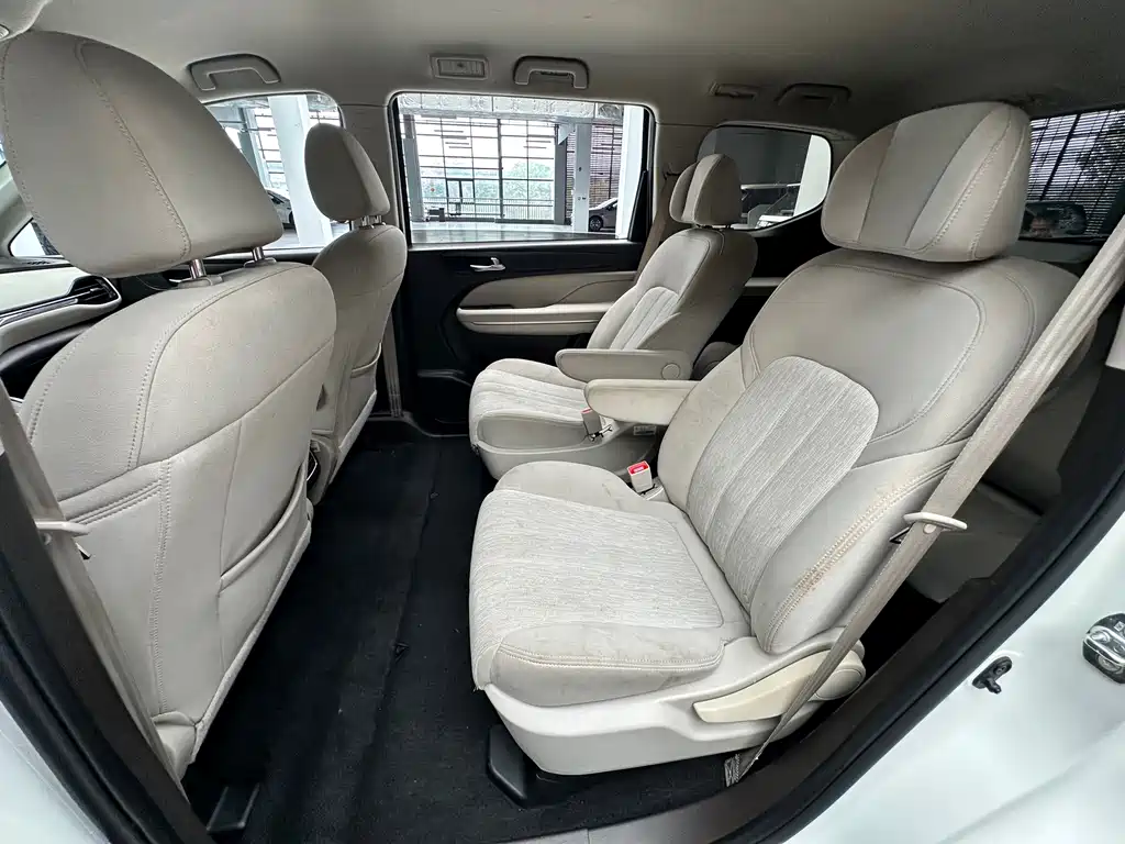 GAC Motor Trumpchi M6 — миниатюра 9