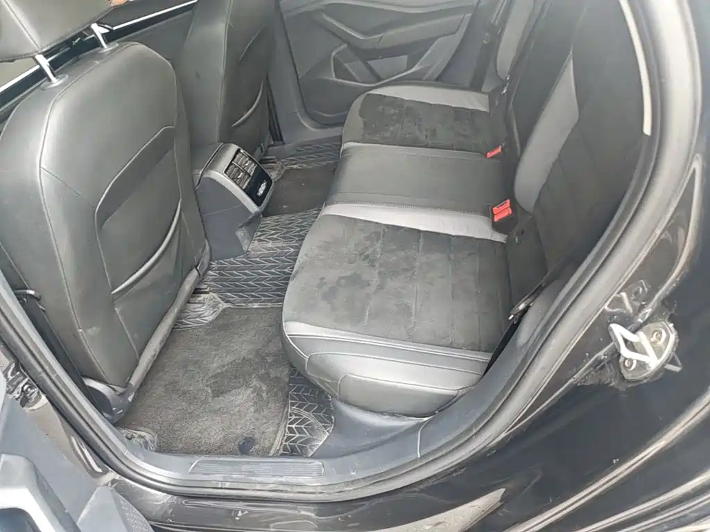Volkswagen Sagitar — миниатюра 17