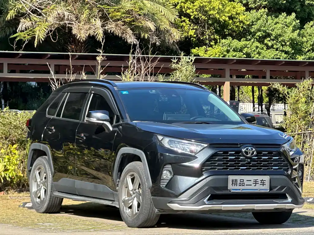 TOYOTA RAV4 RONGFANG