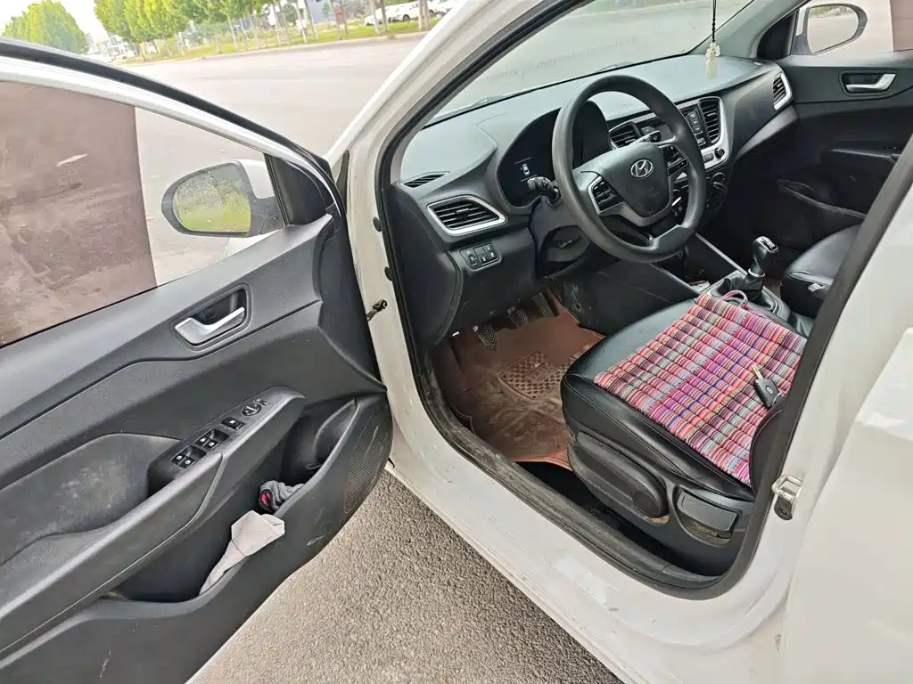 Hyundai Verna — миниатюра 16