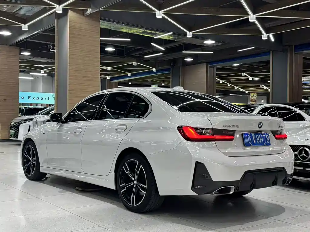 BMW 3 Series — миниатюра 6