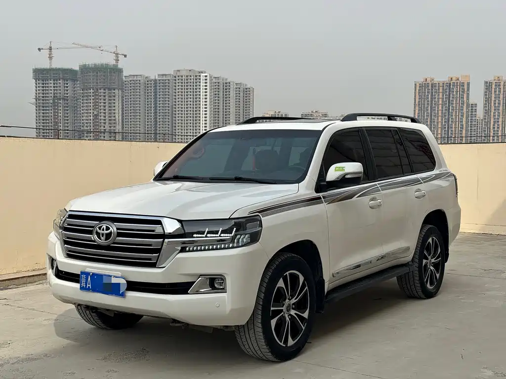 Toyota Land Cruiser 2012