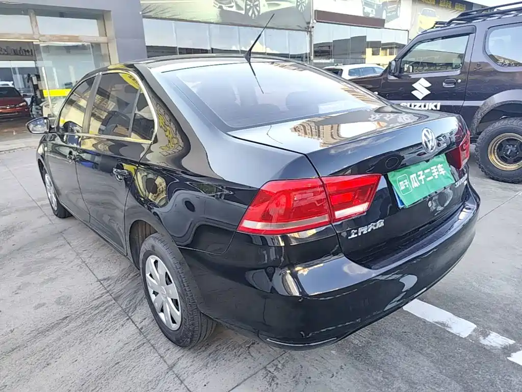 Volkswagen Santana — миниатюра 5