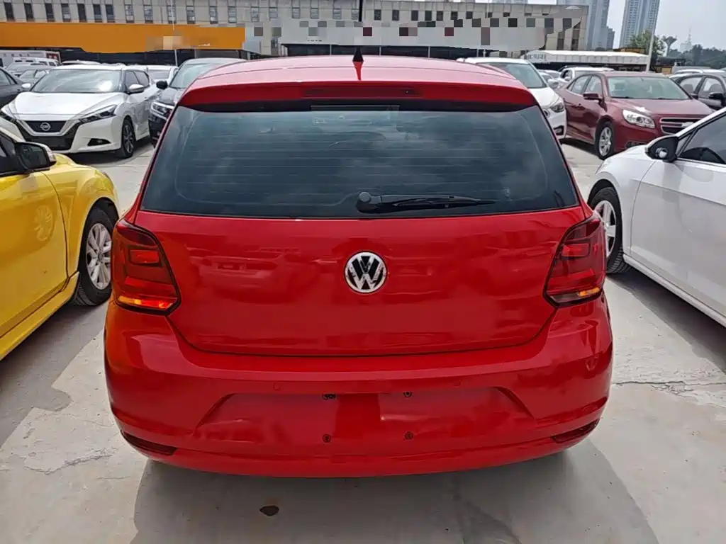 Volkswagen Polo — миниатюра 6