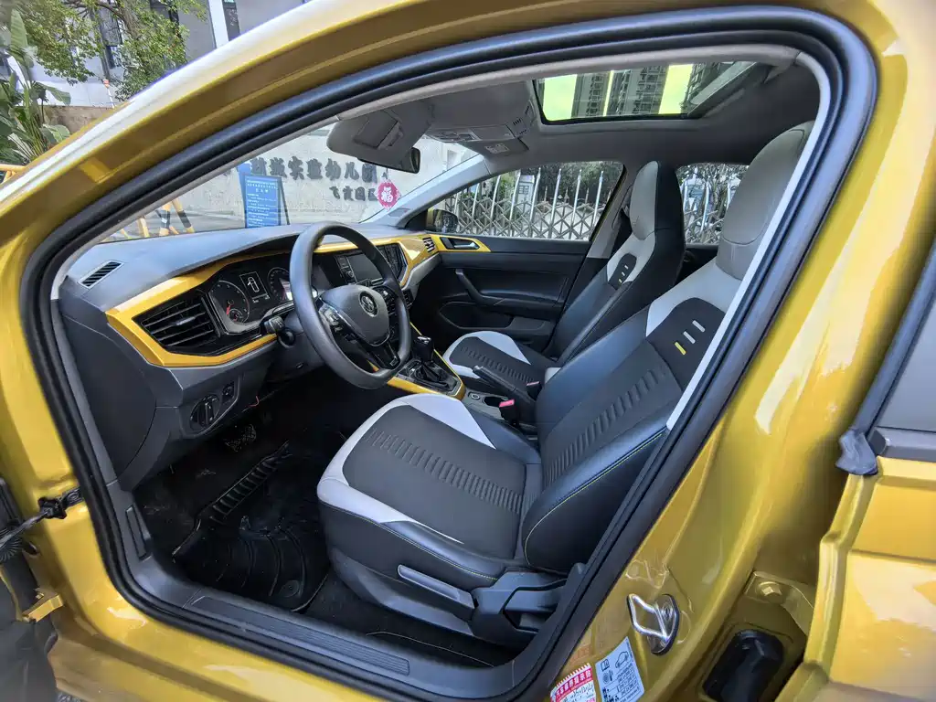Volkswagen Polo — миниатюра 7