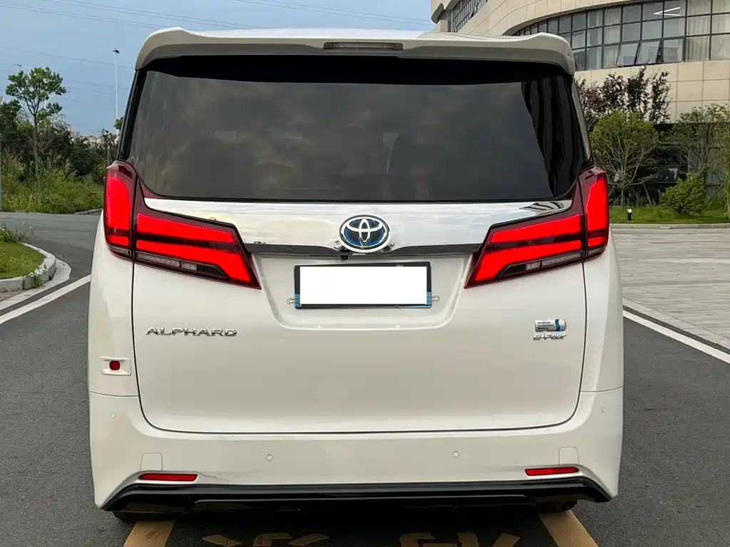 Toyota Alphard 2019 2.5L Luxury