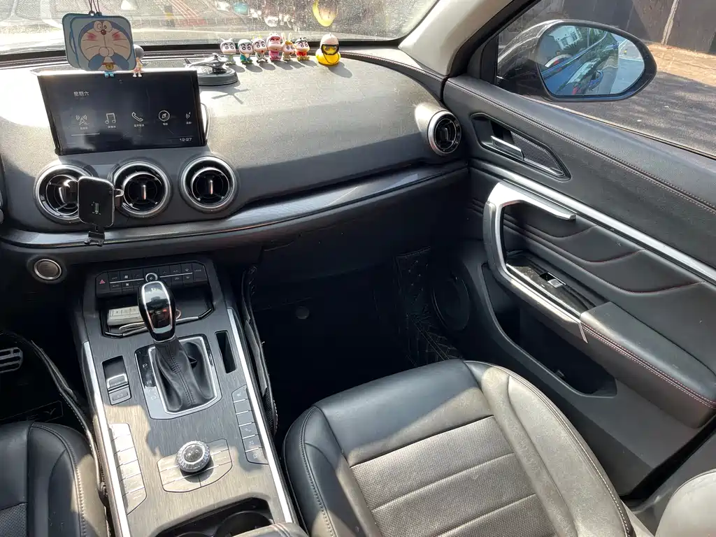 WEI PAI WEI BRAND VV5