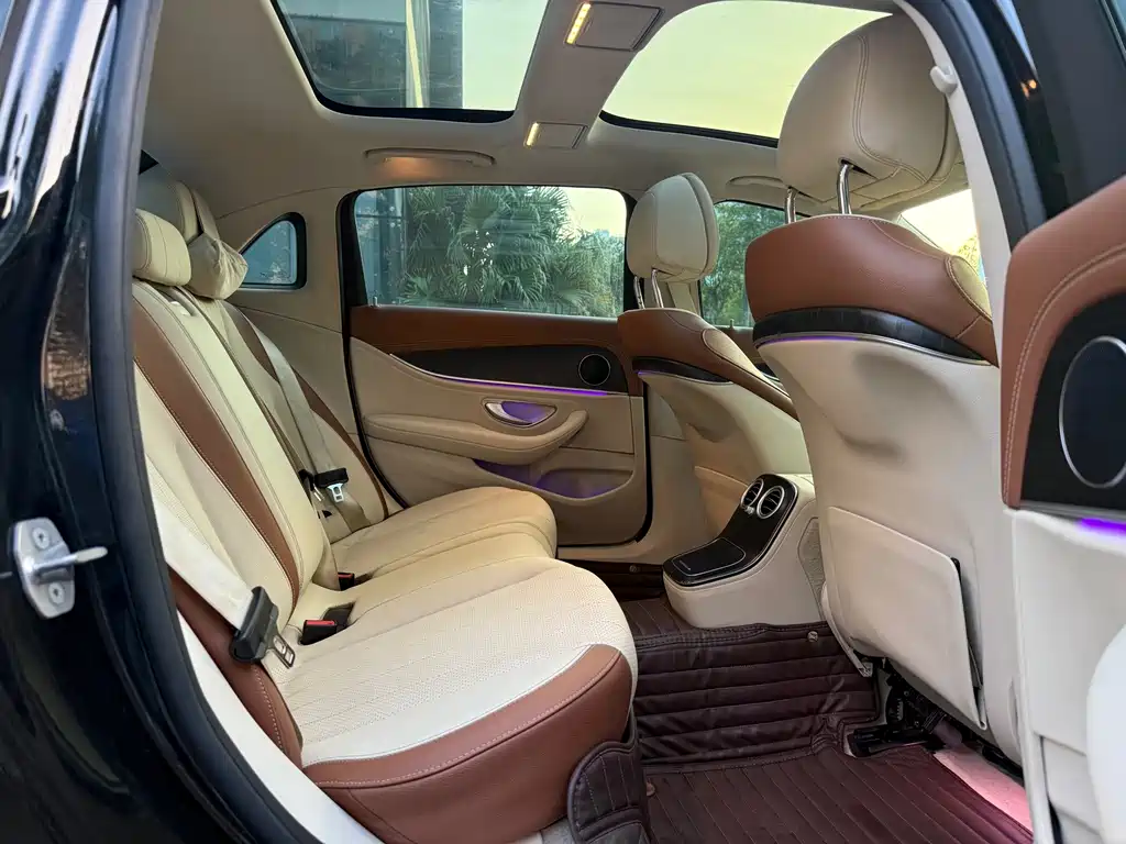Mercedes-Benz E-Class — миниатюра 14