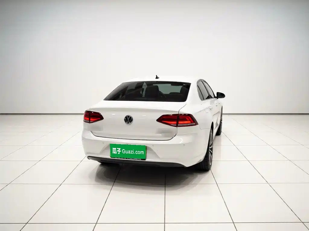 Volkswagen Lamando — миниатюра 5