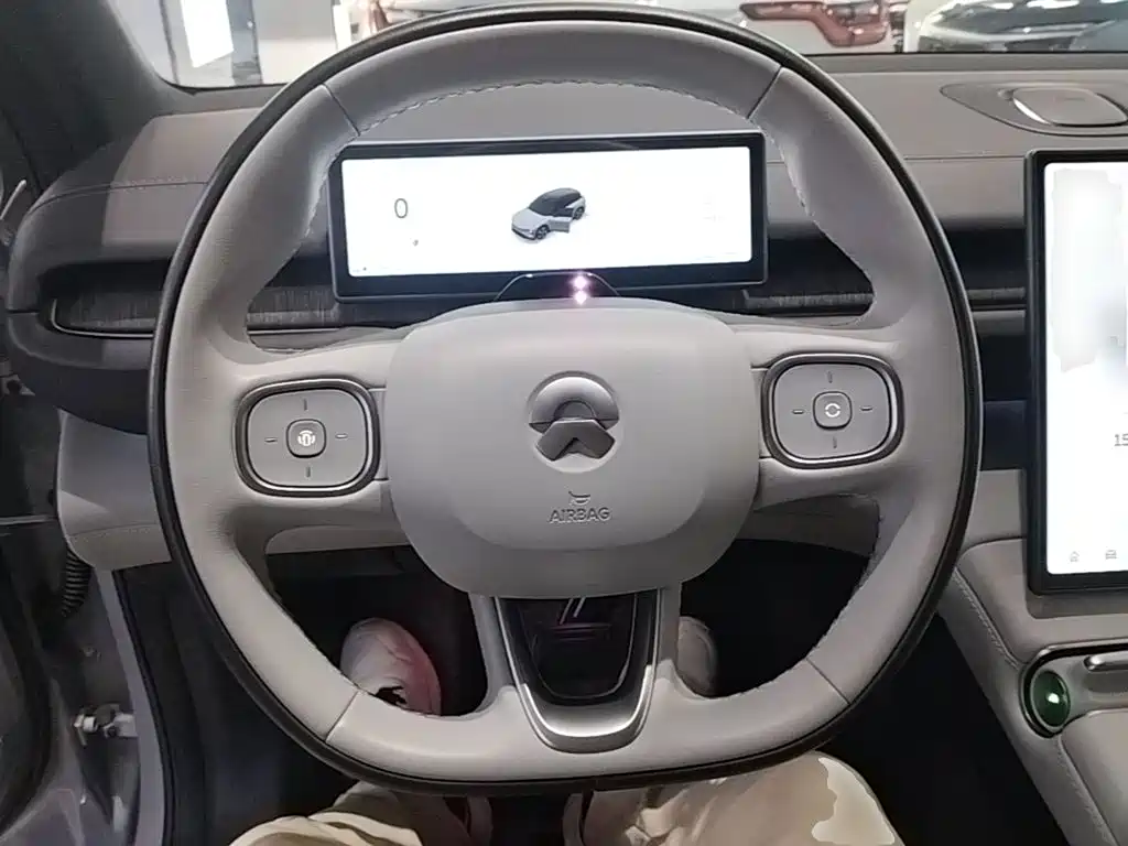 NIO ES6 — миниатюра 11