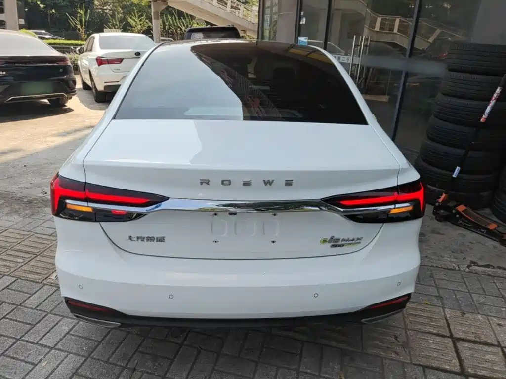 Roewe i6 MAX New Energy — миниатюра 6