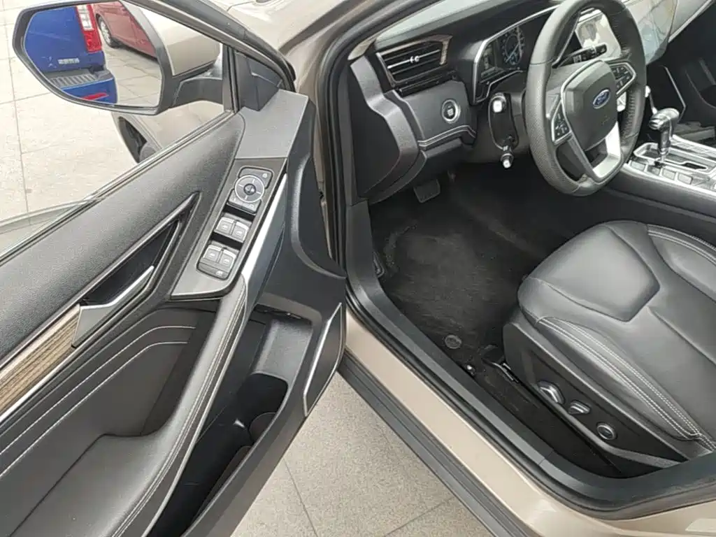 Ford Territory — миниатюра 16