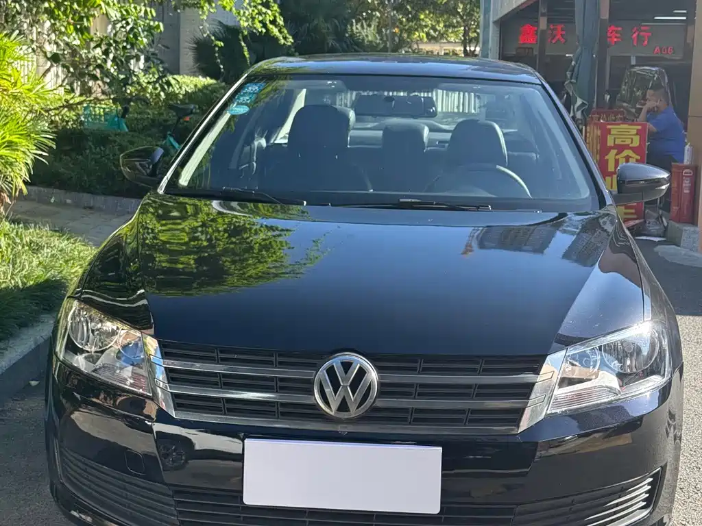 Volkswagen Lavida — миниатюра 2