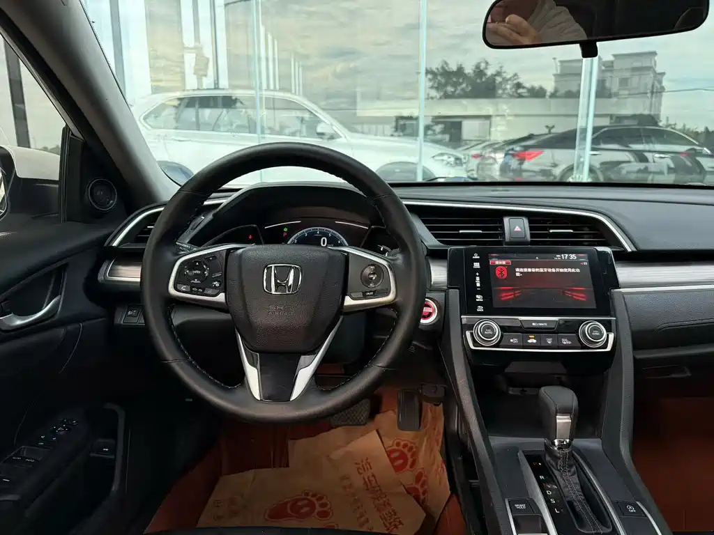 Honda Civic — миниатюра 7