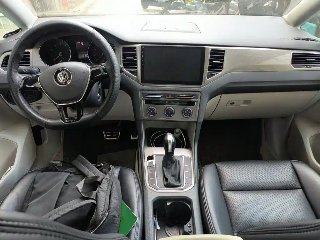 Volkswagen Golf Sportsvan — миниатюра 5