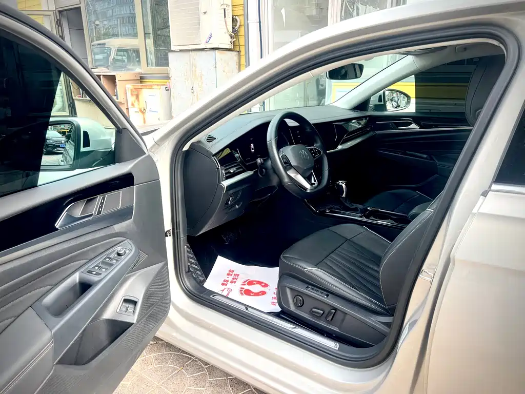 Volkswagen Passat PHEV 430PHEV Hybrid Luxury Edition, фото 9