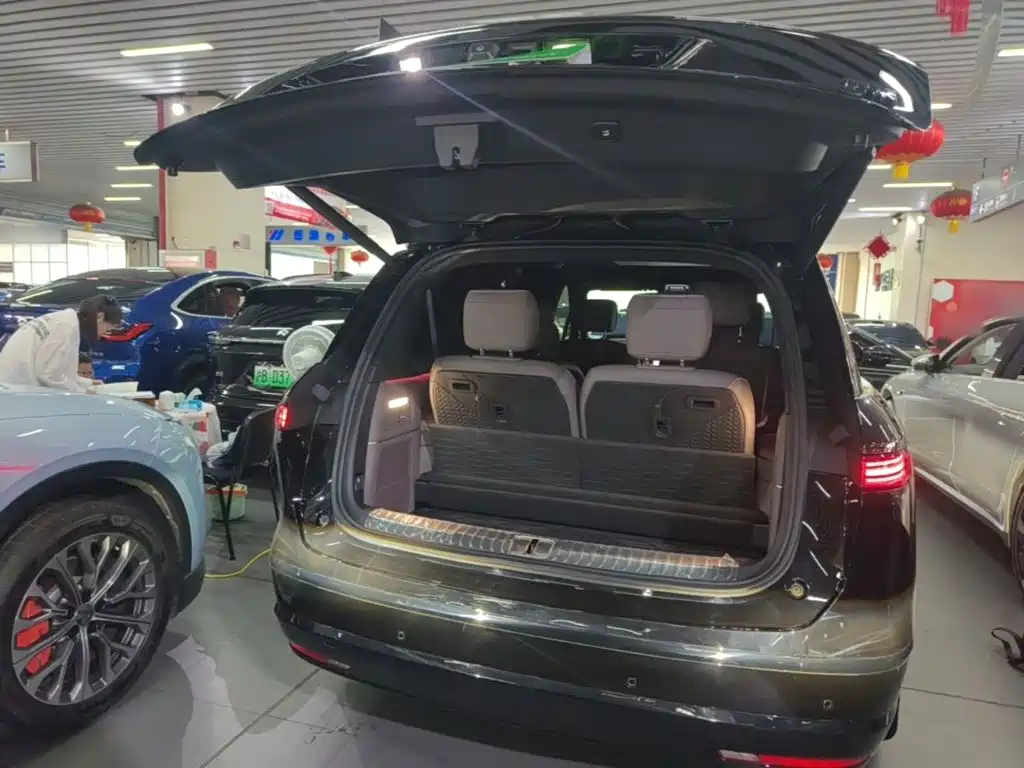 NIO ES8 — миниатюра 19