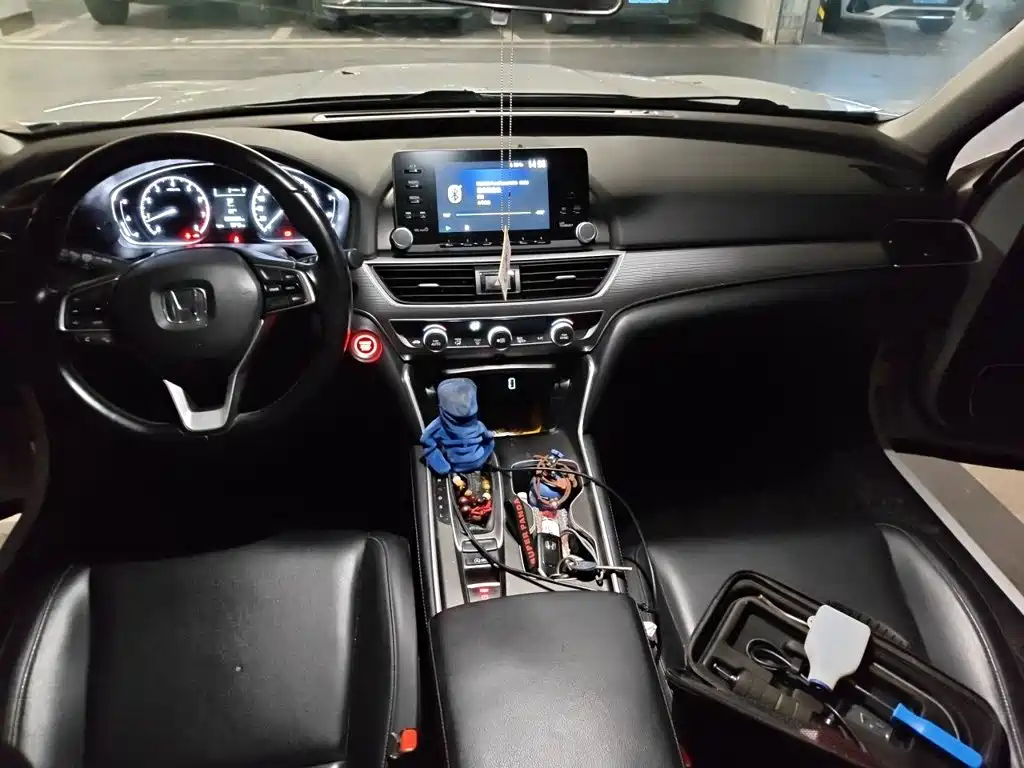 Honda Accord — миниатюра 6