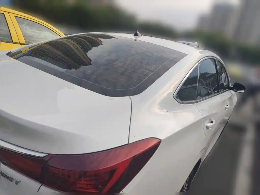 Changan Eado — миниатюра 6