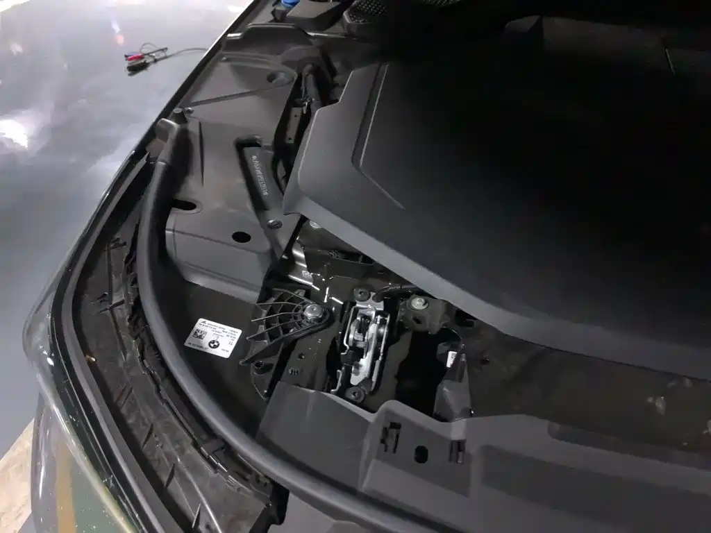 BMW i5 — миниатюра 21