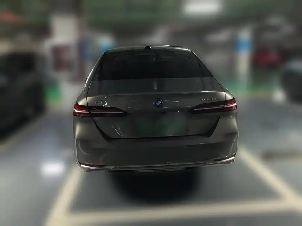 BMW i5 — миниатюра 3