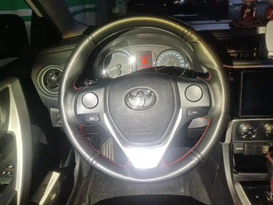 Toyota Corolla — миниатюра 15