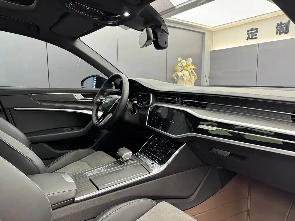 Audi A6L — миниатюра 6