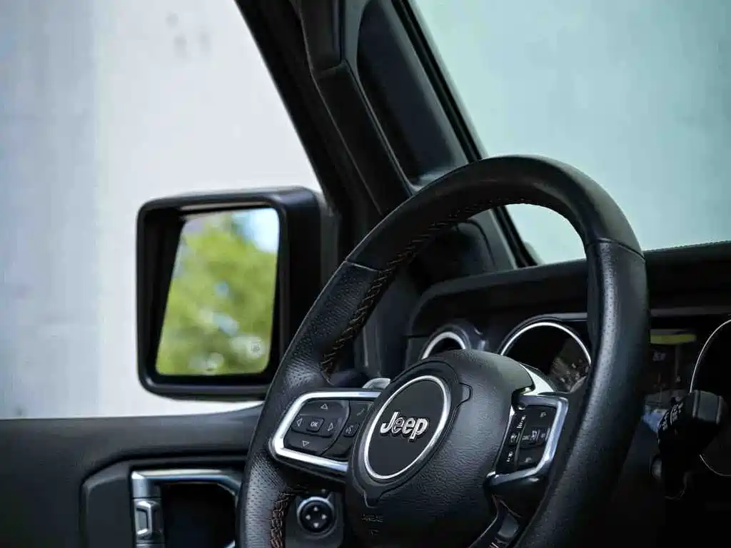 Jeep Wrangler — миниатюра 8