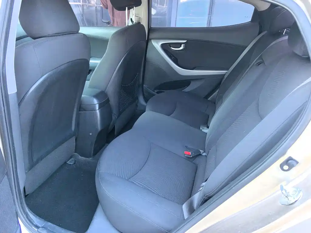 Hyundai Elantra Langdong 1.6L Auto Premium Type, фото 4