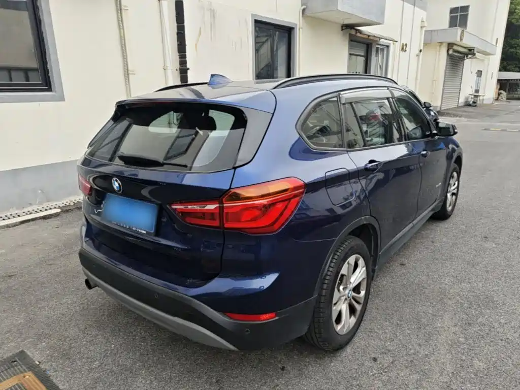 BMW X1 — миниатюра 7