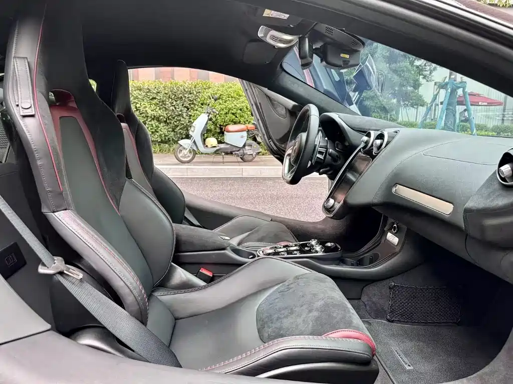McLaren GT 2022 4.0T