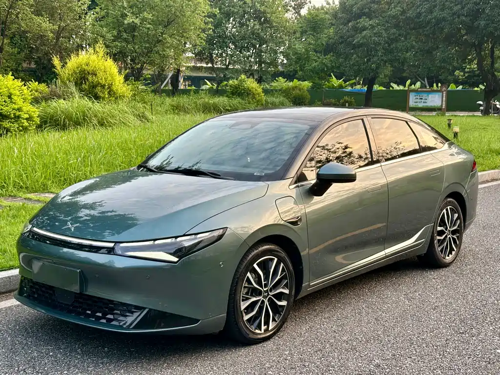 Xpeng P5