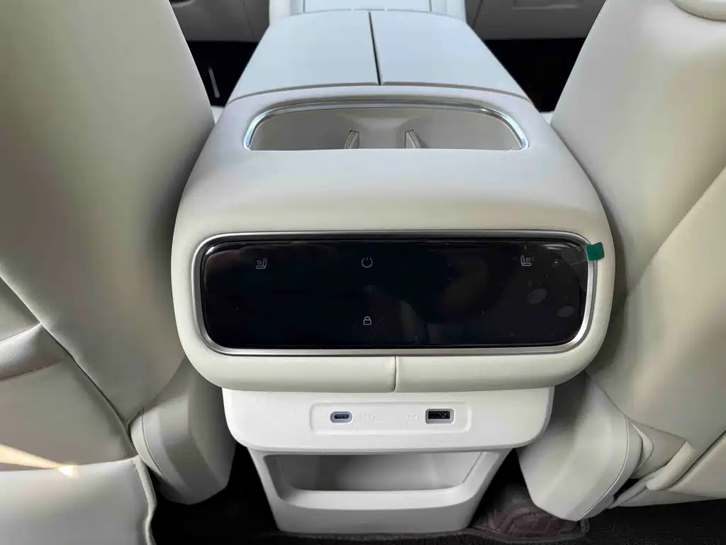 Wuling Xingguang L — миниатюра 19