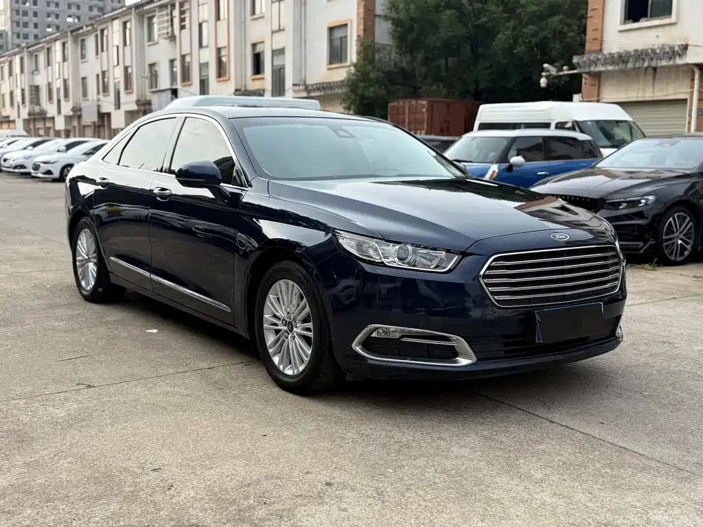 Ford Taurus